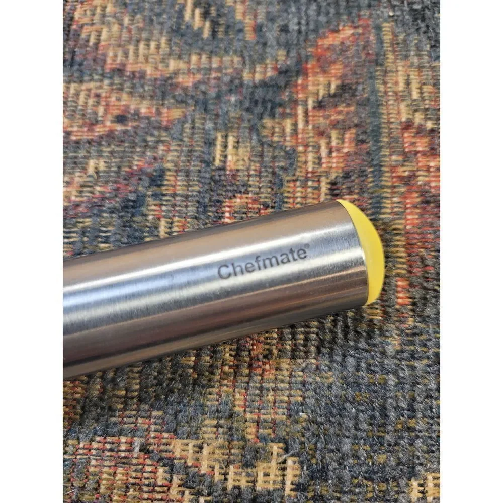 Chefmate Pineapple Cutter/Corer/Peeler/Slicing Tool with Cover